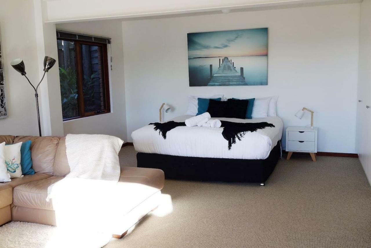 The Loft @ Bay Of Fires Seascape Lägenhet Binalong Bay Exteriör bild